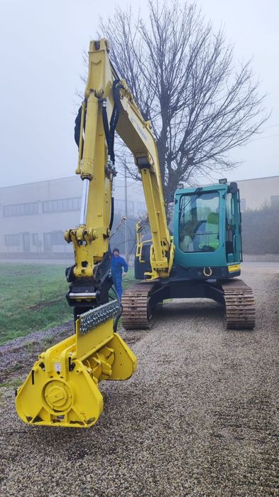 Mulczer leśny hydrauliczny do koparki, koparko ładowarki, ładowarki