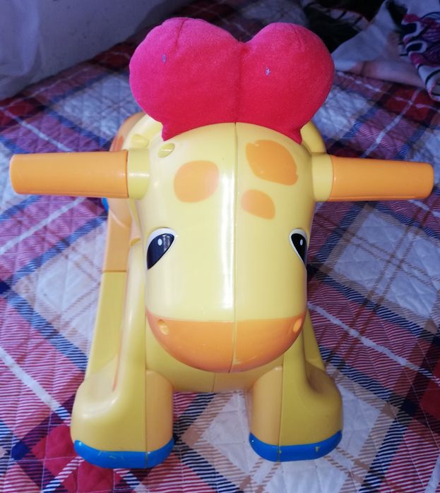 Balancé girafa para criança