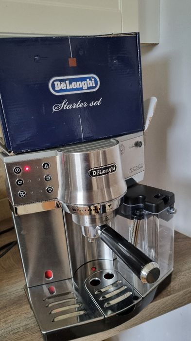 Ekspres DELONGHI EC 860.M kolbowy