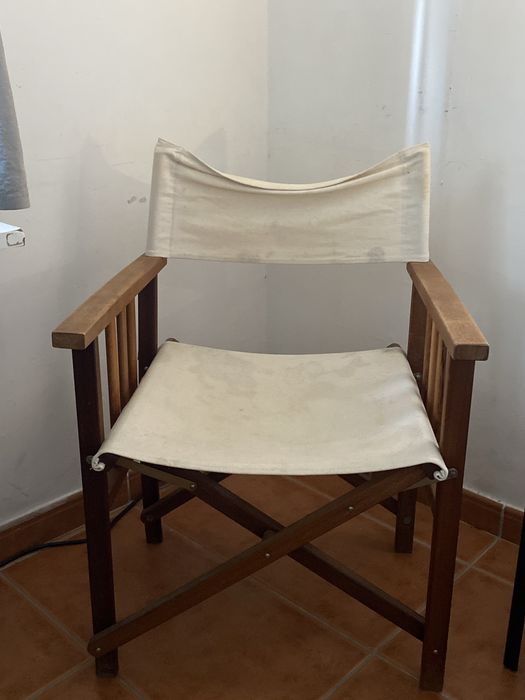 Cadeira com tecido usada