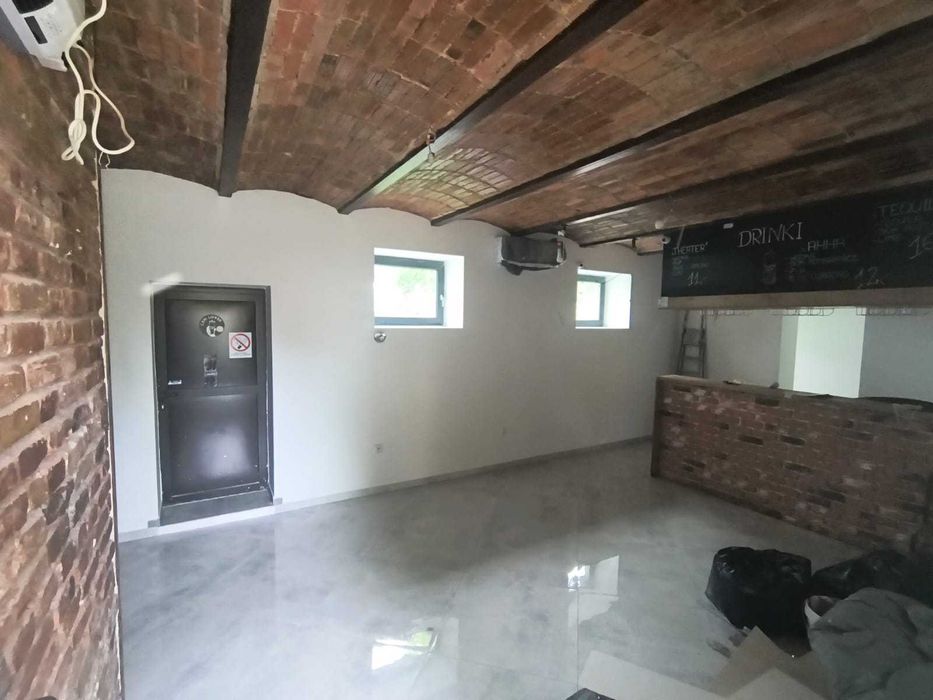 Wynajmę lokal użytkowy 110m2 nad jeziorem w Centrum Wałcza