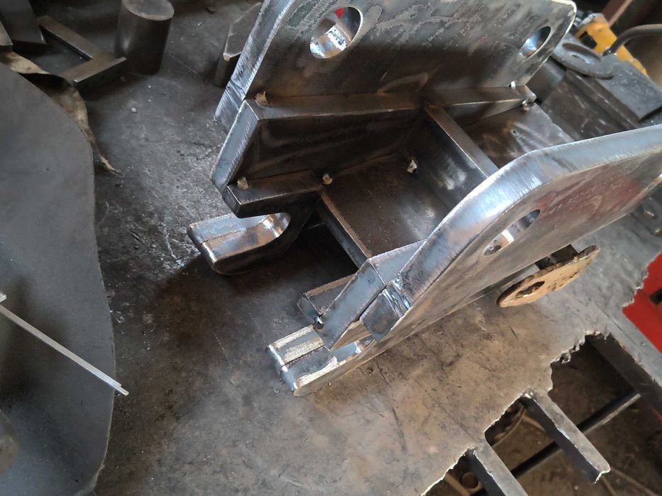 Szybkozłącze do koparki