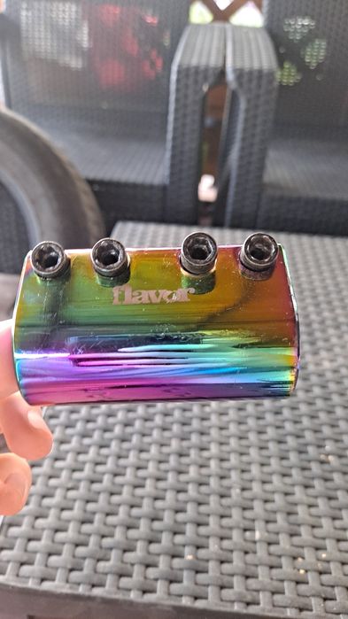 Zacisk do hulajnogi scs flavor