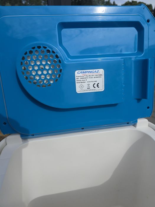 Geleira termoelétrica + Transformador - Campingaz POWERFREEZE Plus 25L