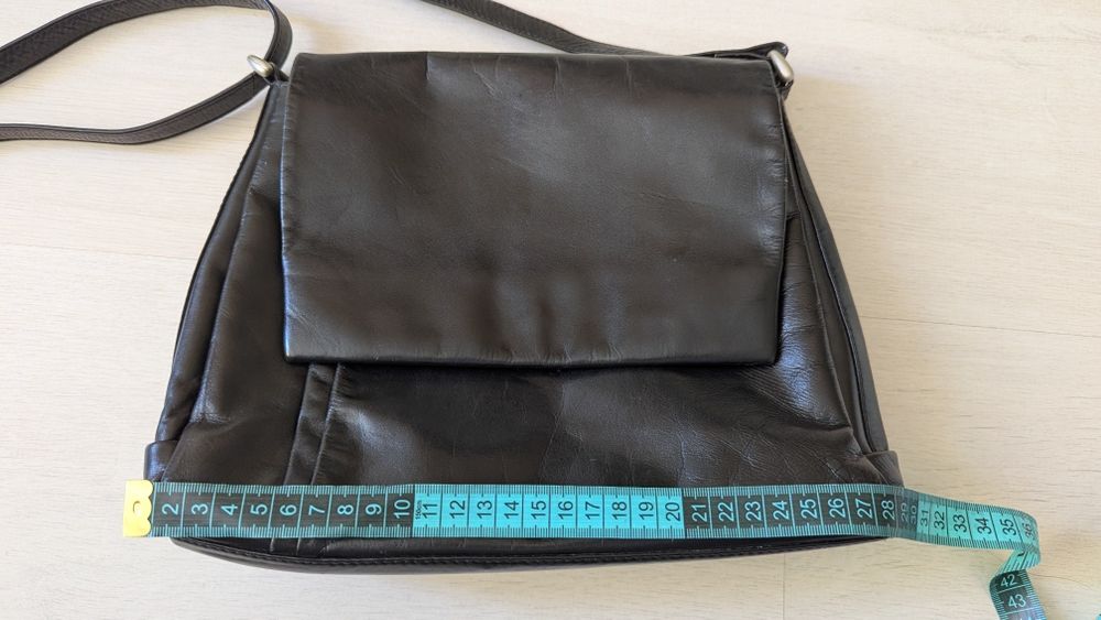 Шкіряна жіноча сумочка