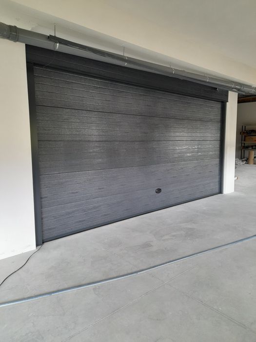 Portões de garagem e Automatismos