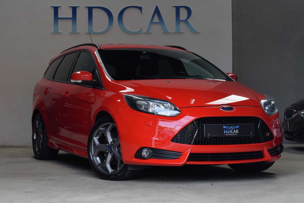 Ford Focus SW 2.0 EcoBoost ST 250cv ST-3 # 2013/07 — photo 4