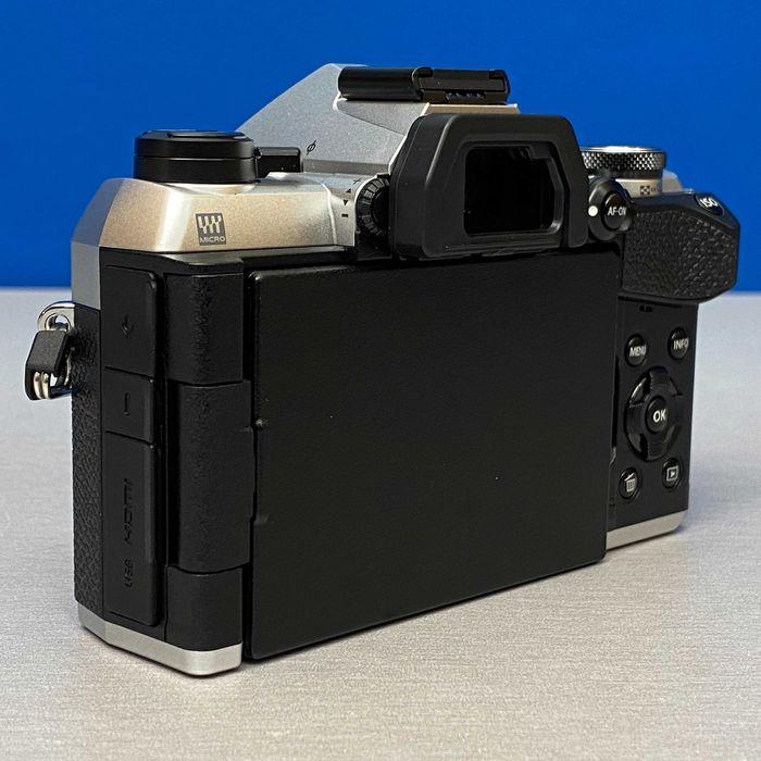 OM System OM-5 Mark II (Corpo) - 20.4MP | NOVA | 3 ANOS DE GARANTIA