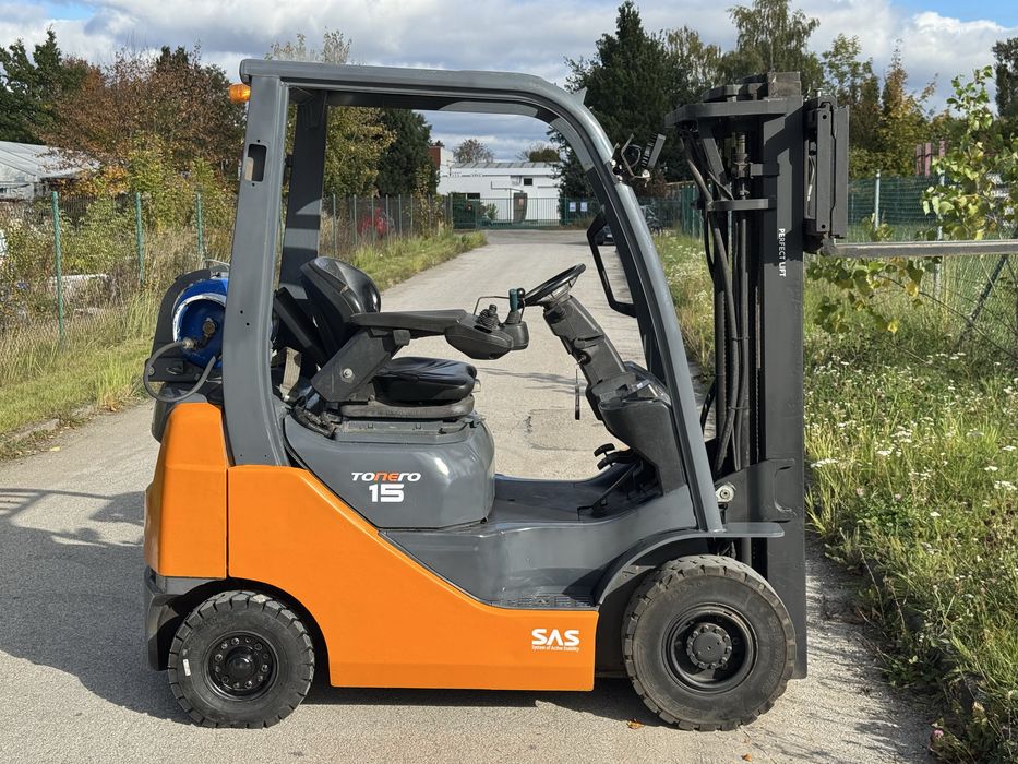 Wózek widłowy TOYOTA 8FGF15 | 1500kg | seria 8| AUTOMAT | UDT LPG | 2008 rok | 450 cm wysokosc podnoszenia