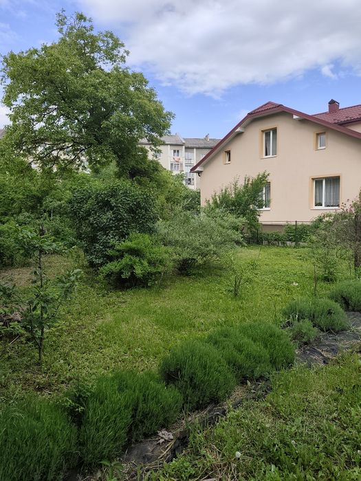 Косіння трави тримером | Івано-Франківськ та область