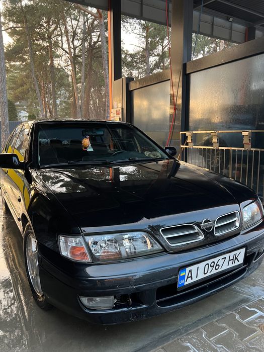 Продам Nisan premiera p11