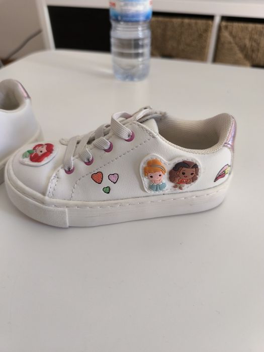 Tênis Zara princesas da Disney completamente novos