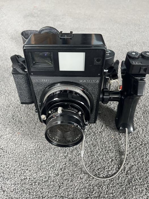Mamiya Universal aparat średni format