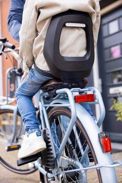 Fotelik rowerowy POZNAŃ tylny Bobike Junior na bagażnik roweru do 35kg