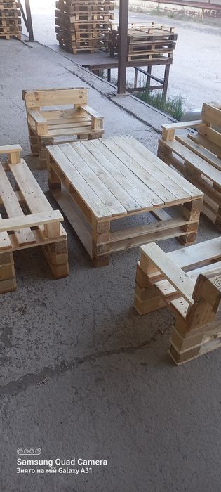 Садові меблі з піддонів