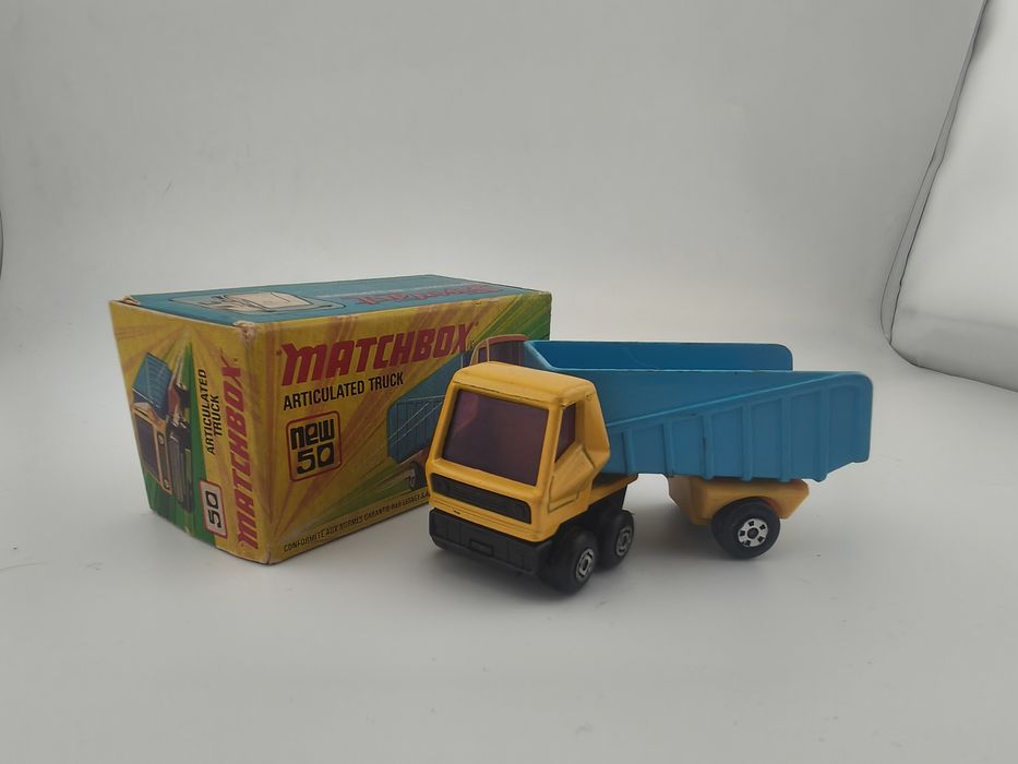 MB50 Matchbox Superfast Articulated Truck Box
