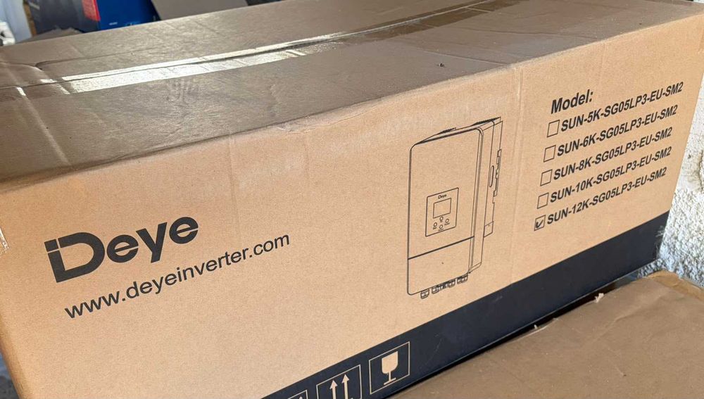 INVERSOR DE REDE HÍBRIDO TRIFÁSICO DEYE SUN 12KW