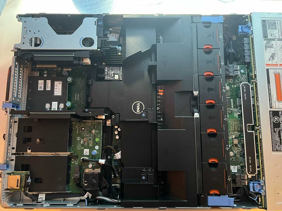 Serwer DELL R730xd 26SFF 2x 2640v4 32GB ECC RAM