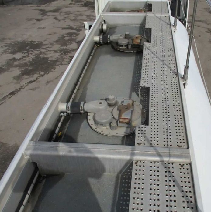 Напівпричіп цистерна ADR/продам бочку бензовоз/паливна Indox SC-3