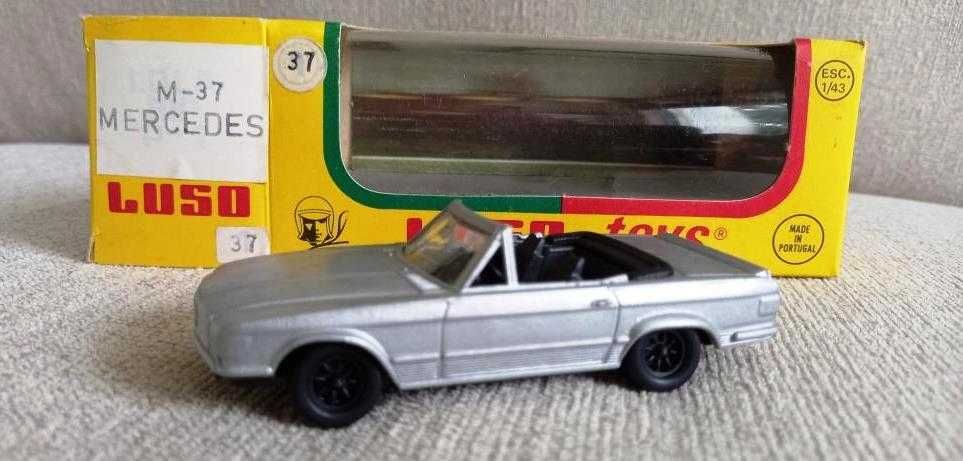LUSOTOYS - Miniatura Mercedes Benz 500 SLC  (Cabrio)