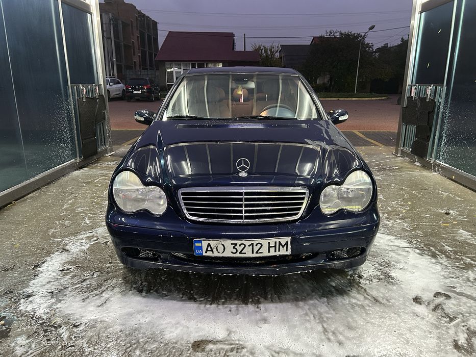 Mercedes Benz w203