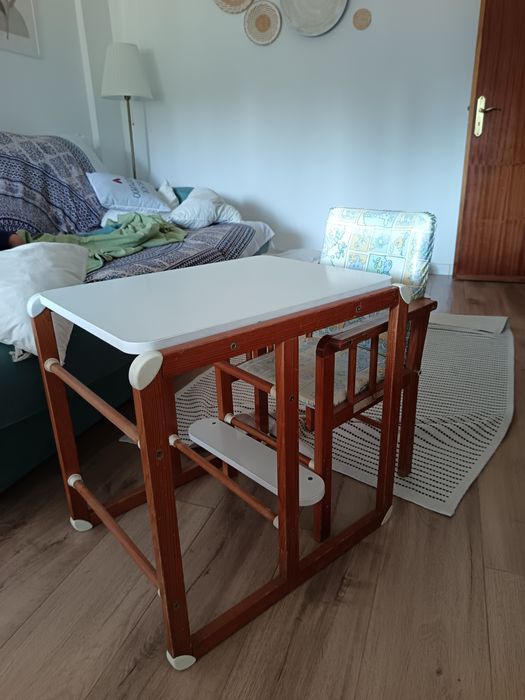 Conjunto cadeira+mesa criança