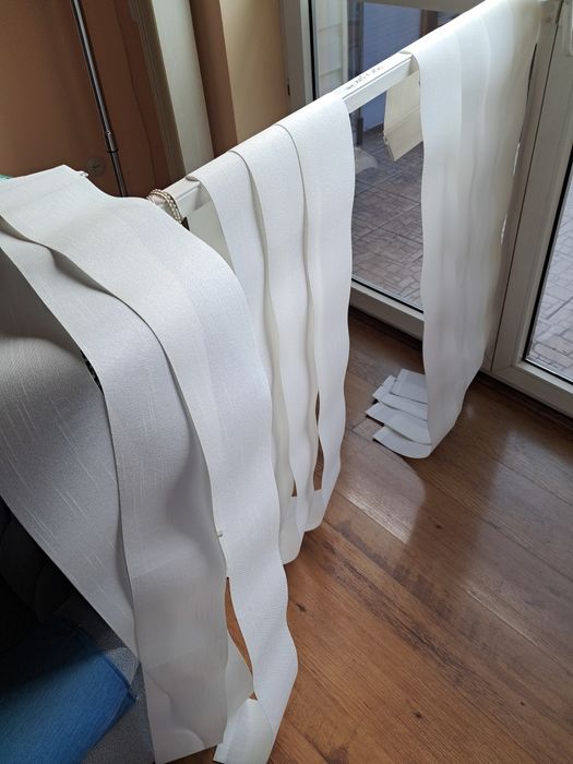 Żaluzją pionowa  115x150