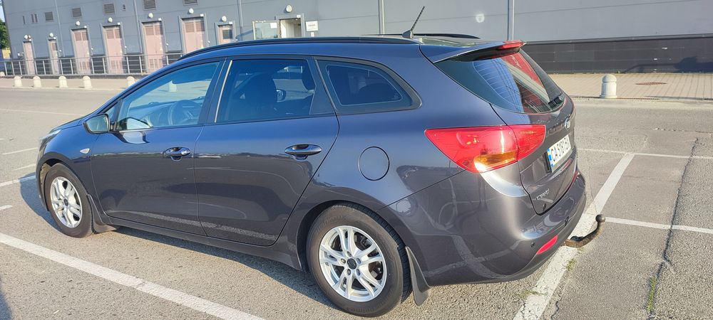 Продам KIA CEED 2014