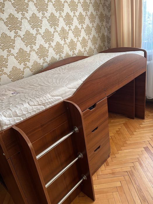 Дитяче Ліжко-гірка