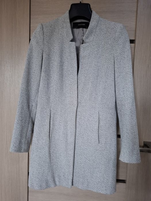 Elegancki płaszcz ZARA BASIC rozm. 38/40