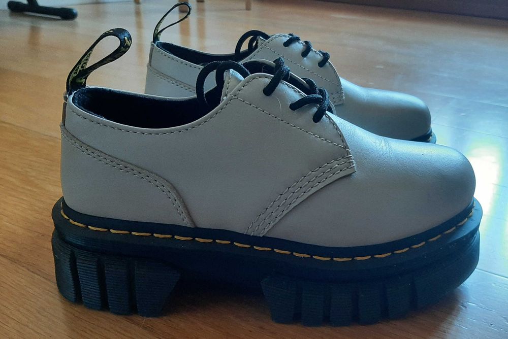 Plataformas Doc Martens 37