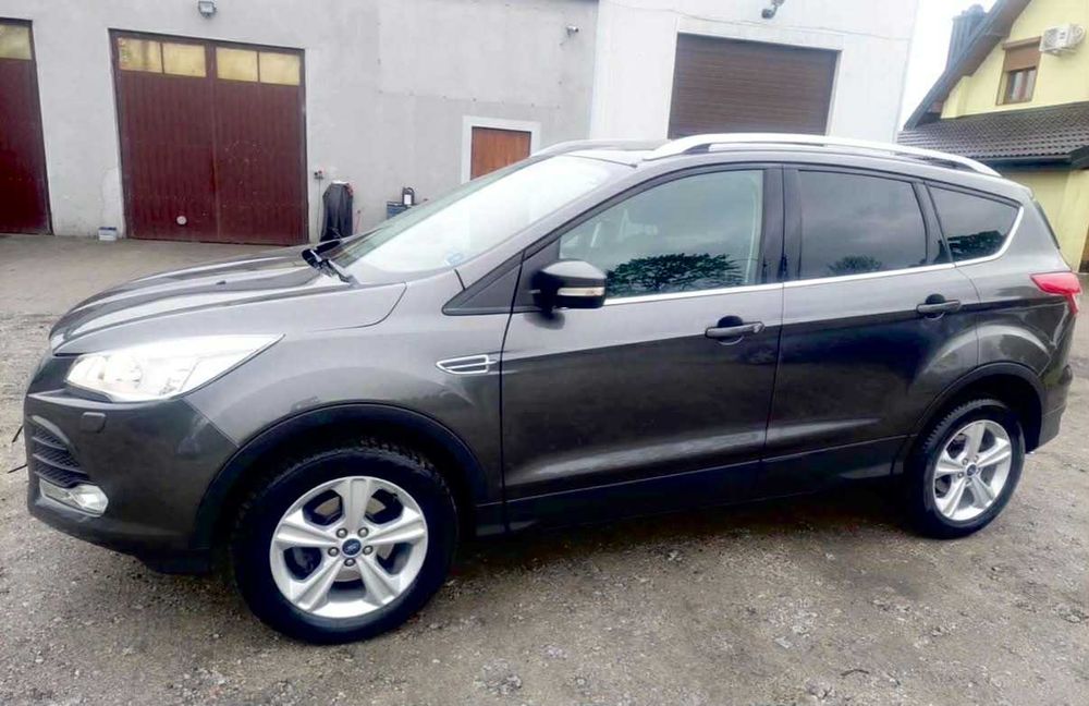 Ford Kuga 2015 1.5 Benzyna