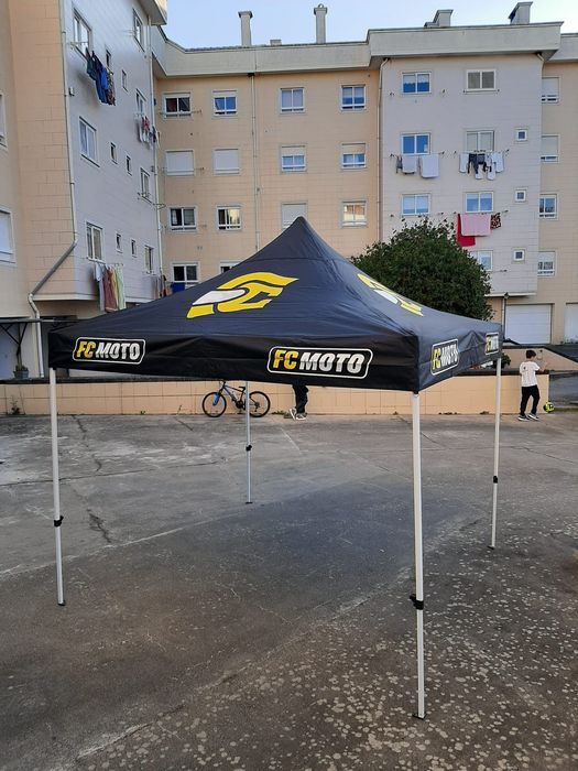 Tenda desdobrável 3x3