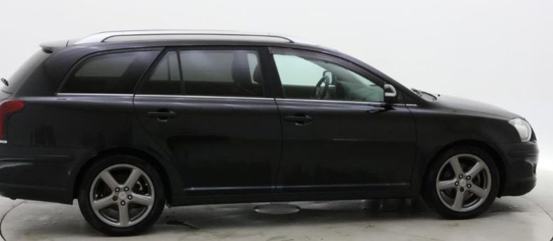 Toyota Avensis  SW 2.2D-4D ano 2007 excelente estado
