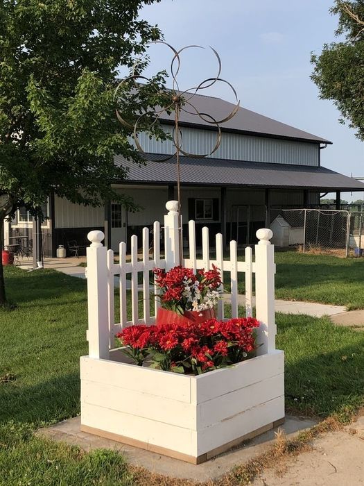 Садові меблі з масиву