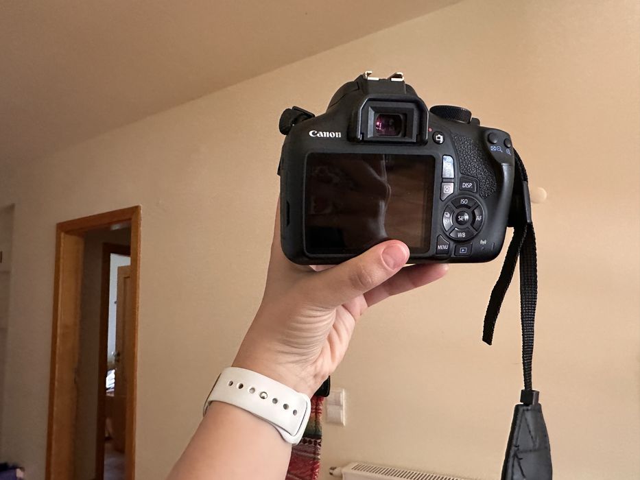 Canon  EOS 1200D - para peças!