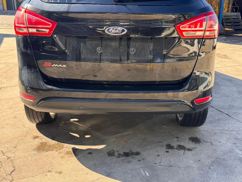 Pára-choques trás FORD B-Max (JK)