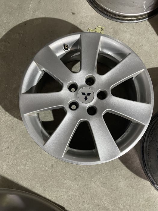 Диски титани 5-114.3r17 Mitsubishi