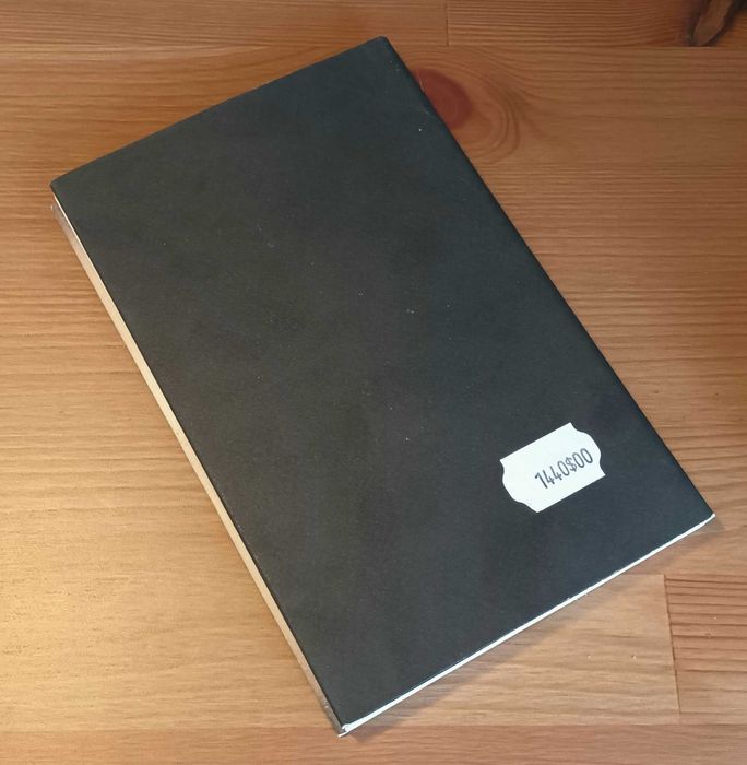 Livro de Luis Sepúlveda "As rosas de Atacama"