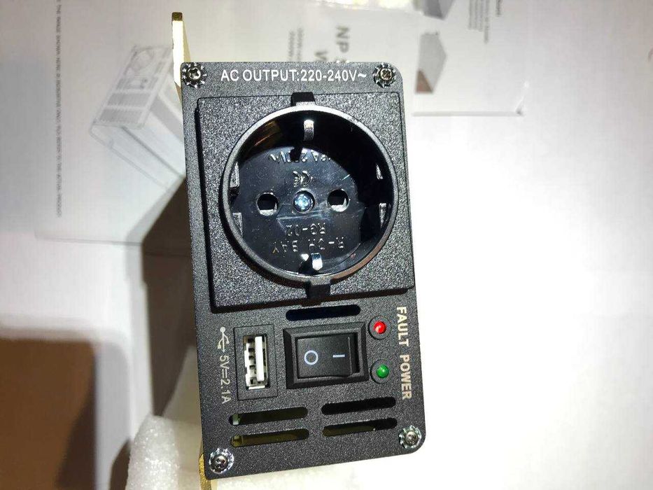 Инвертор Solartronics 12V-230V 300/600W Чистый синус Германия