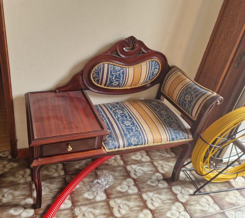 Cadeira telefone