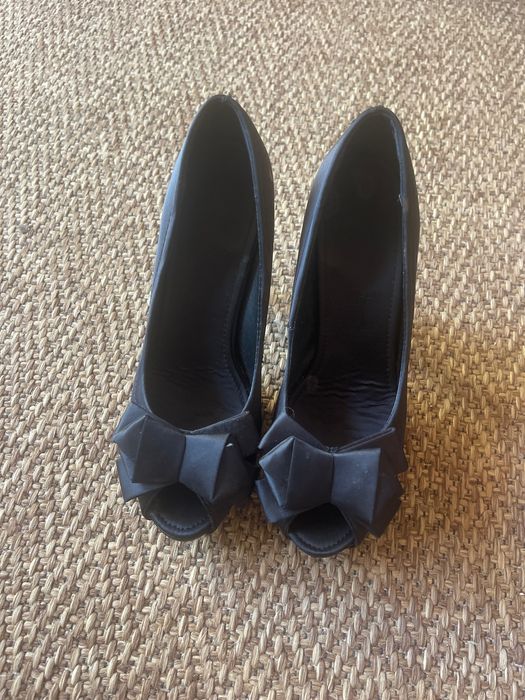 Sapatos altos cerimónia