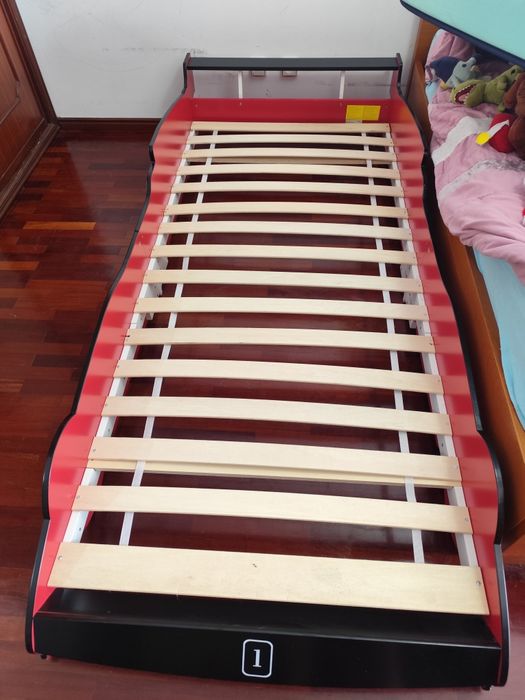 Cama carro com colchão