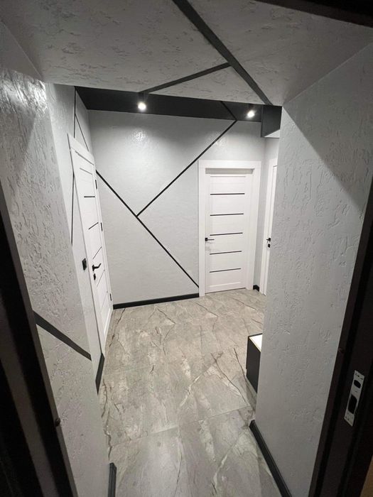 Оренда квартири подобово в центрі міста !