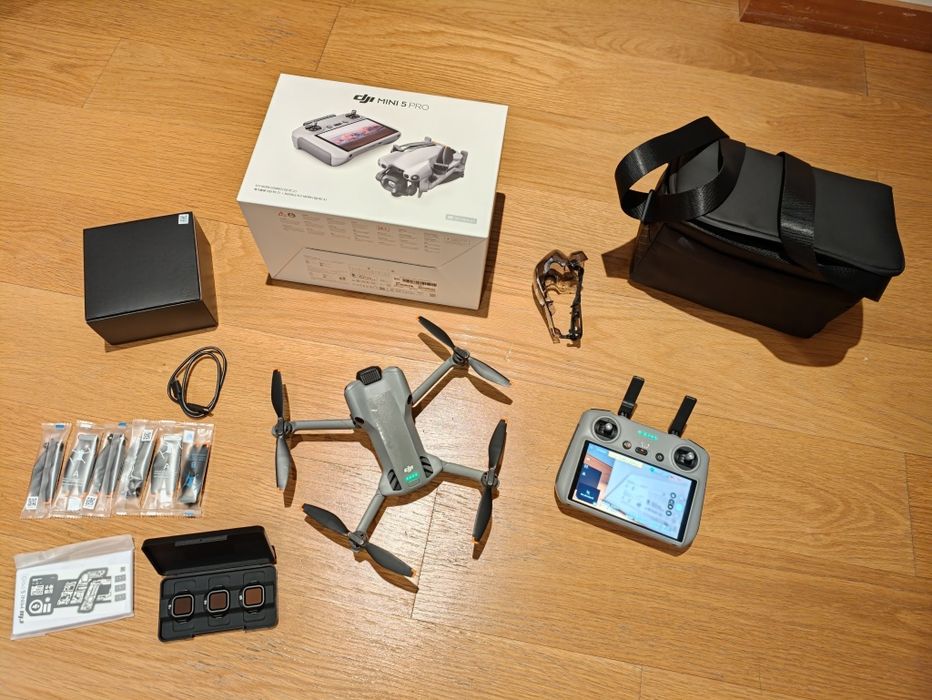 DJI Mini 5 Pro fly more combo