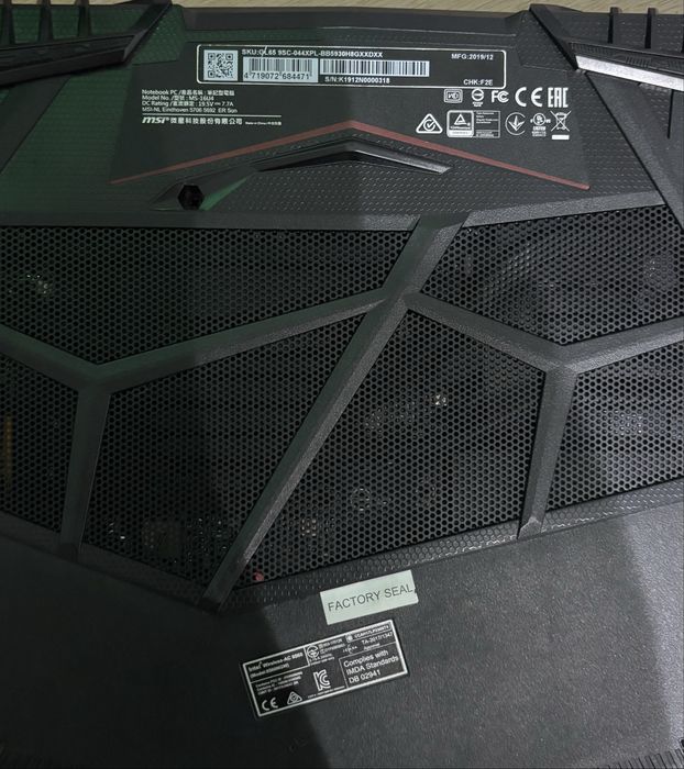 Laptop MSI GL65 95C