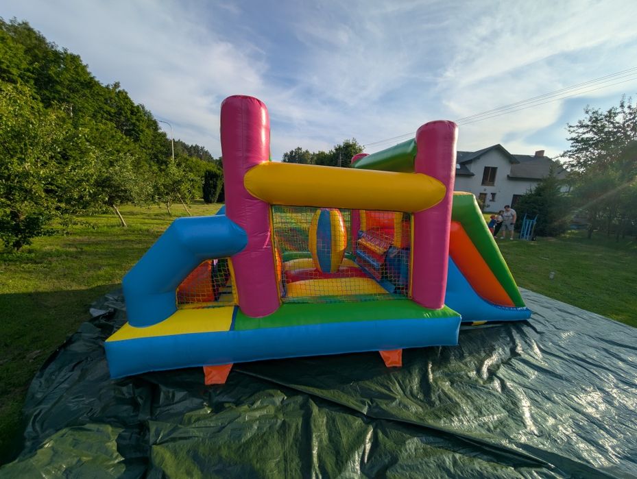 Dmuchaniec plac zabaw zjeżdżalnia trampolina basen z kulkami