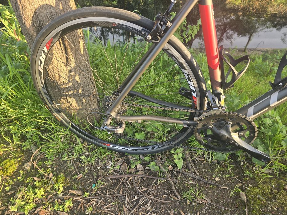 Bicicleta de estrada s barataa