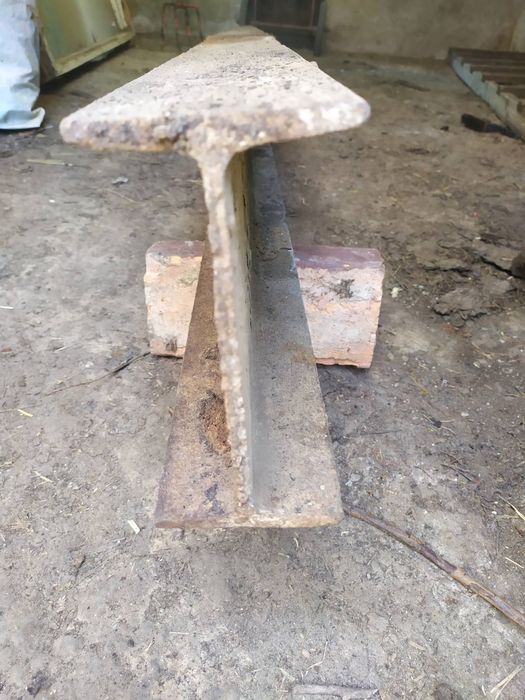 Двутавр 18 б/у 2.5м