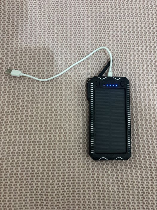 Powerbank - czarny - używany